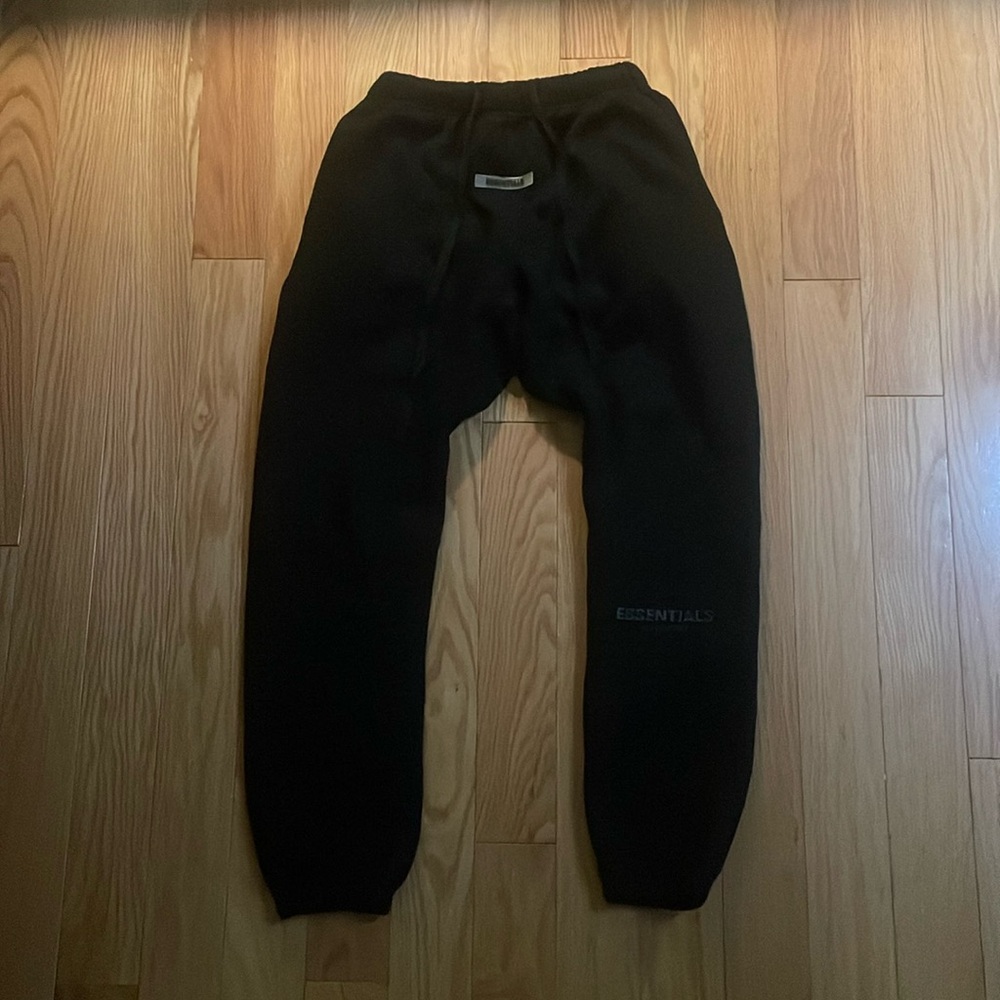 Fear of God ESSENTIALS Sweat Pant Black Size Medium